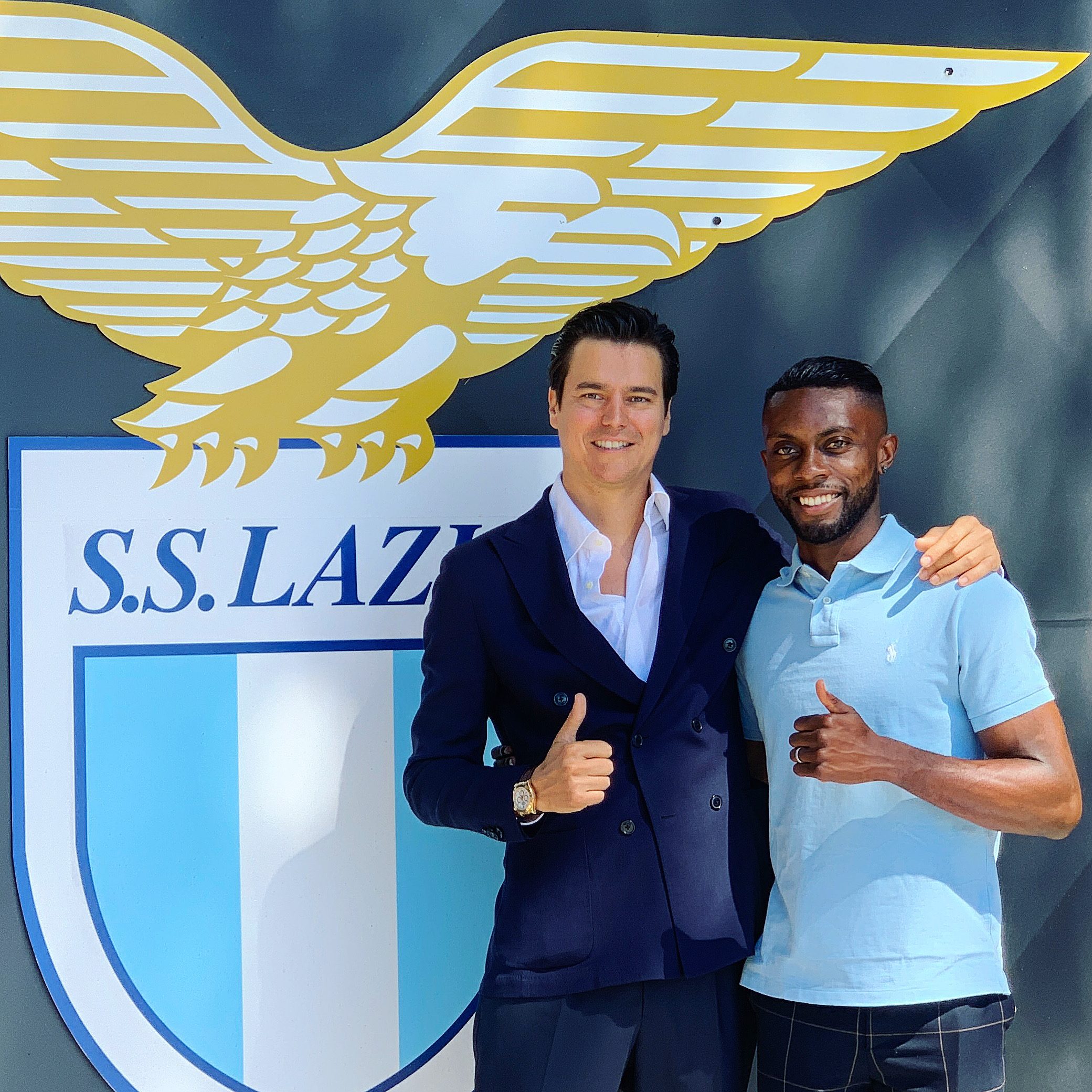 Akpa Akpro signing with S.S. Lazio