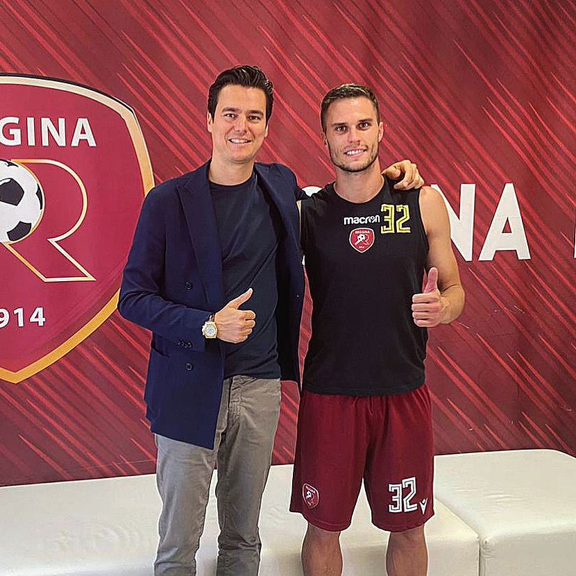 Crisetig signing with Reggina