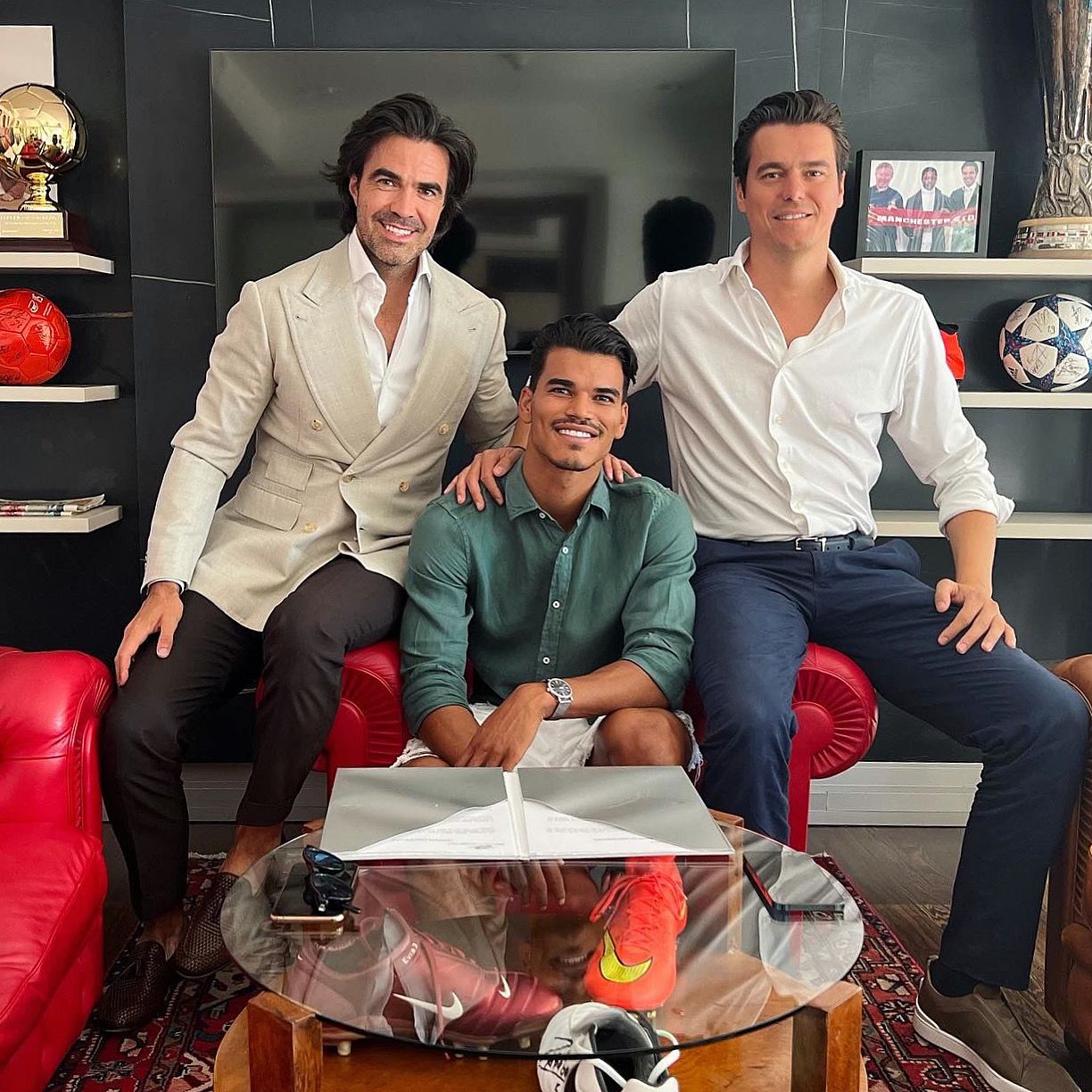 Danilo signing with Botafogo
